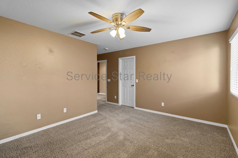 Spacious 5 Bed/3.5 Bath Home! property image
