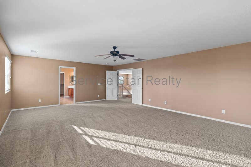 Spacious 5 Bed/3.5 Bath Home! property image
