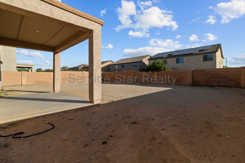 Spacious 5 Bed/3.5 Bath Home! property image