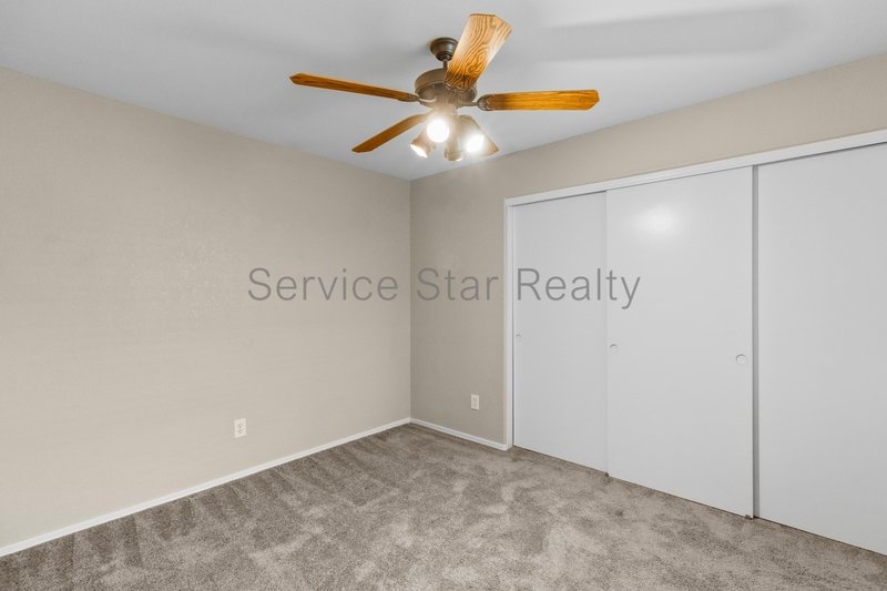 1/2 off First Month Rent - 2 Bed/2 Bath-Pool - Excellent Location property image