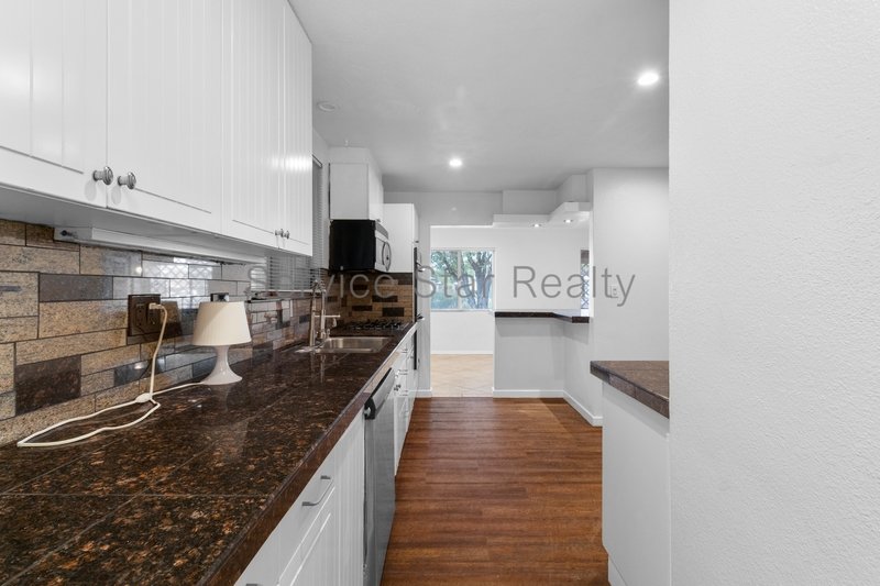 3 Bedroom, 2 Bath home in Phoenix! property image