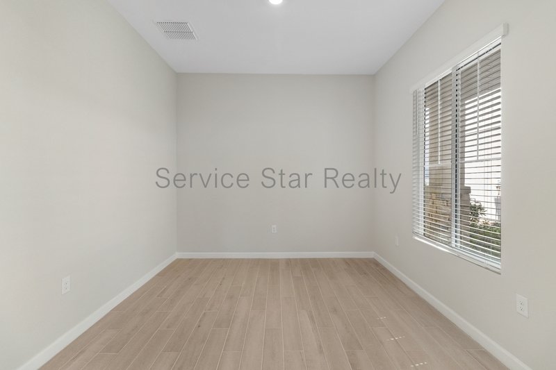 Arabella Gated Community 4+3 townhome! property image