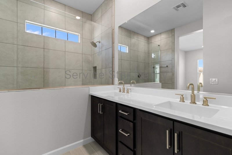 Arabella Gated Community 4+3 townhome! property image