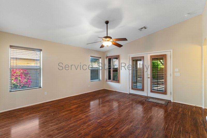 Gorgeous 4-Bed, 2-Bath Home with Chef?s Kitchen and Covered Patio property image