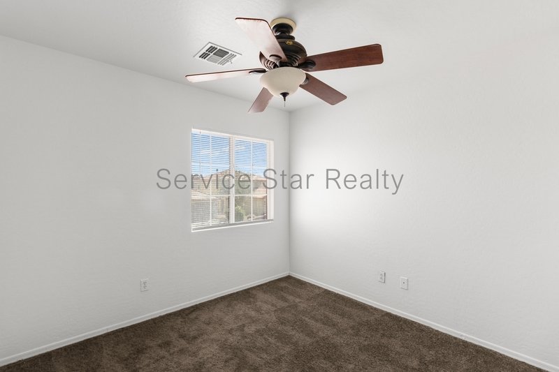 **MOVE IN SPECIAL -- 2 WEEKS FREE RENT!!** property image