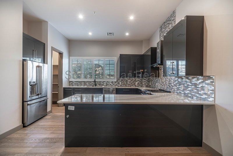 Three-Story Urban Living | 3BR ? 3.5BA ? Central Phoenix property image