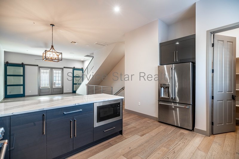Three-Story Urban Living | 3BR ? 3.5BA ? Central Phoenix property image