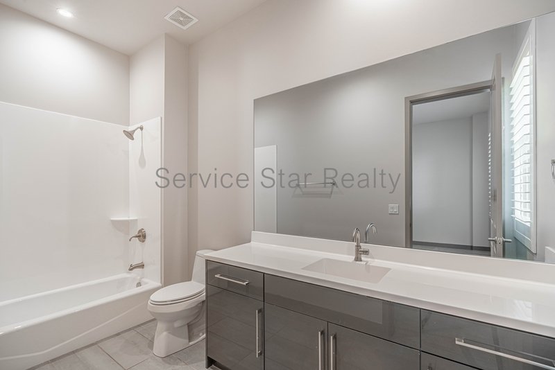 Three-Story Urban Living | 3BR ? 3.5BA ? Central Phoenix property image