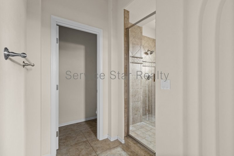 Stunning Oversized North Phoenix Home - Near Desert Ridge! property image