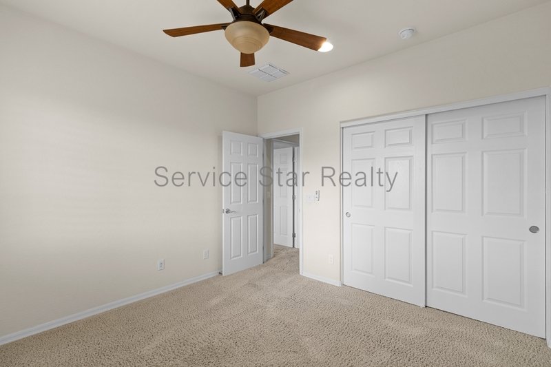 Stunning Oversized North Phoenix Home - Near Desert Ridge! property image