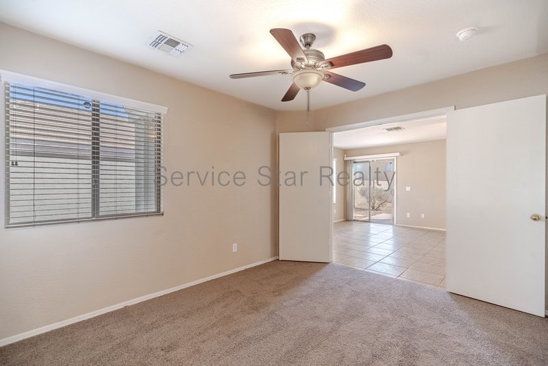 3 bed, 2 ba with den in Buckeye! property image