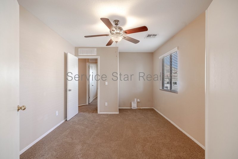 3 bed, 2 ba with den in Buckeye! property image