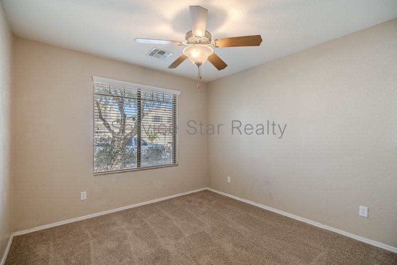 3 bed, 2 ba with den in Buckeye! property image