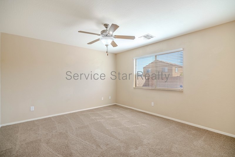 3 bed, 2 ba with den in Buckeye! property image