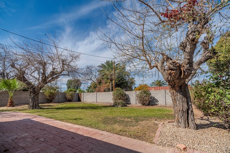 Charming 3bedroom 2 bath home property image