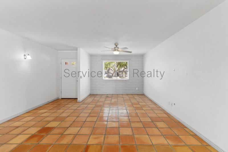 3BR/1.75BA in Scottsdale! property image