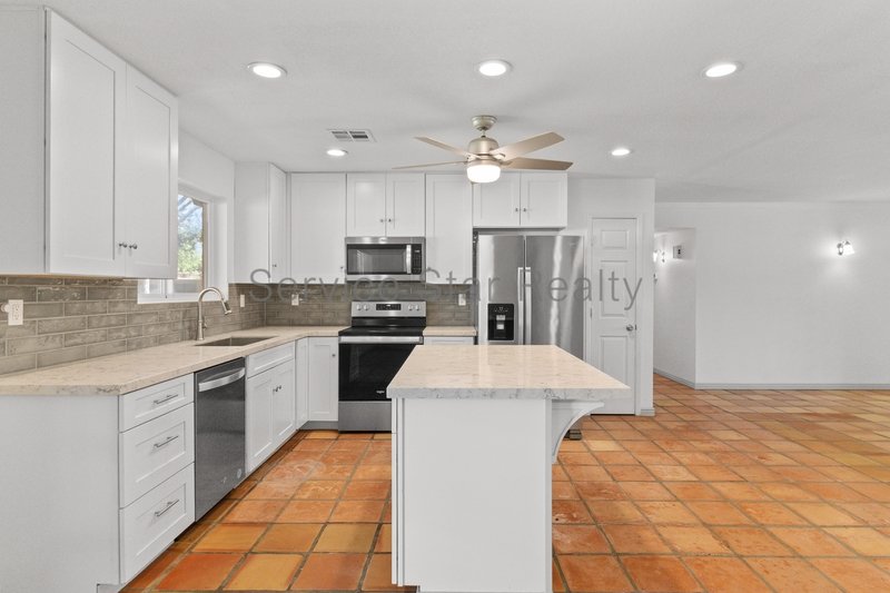 3BR/1.75BA in Scottsdale! property image