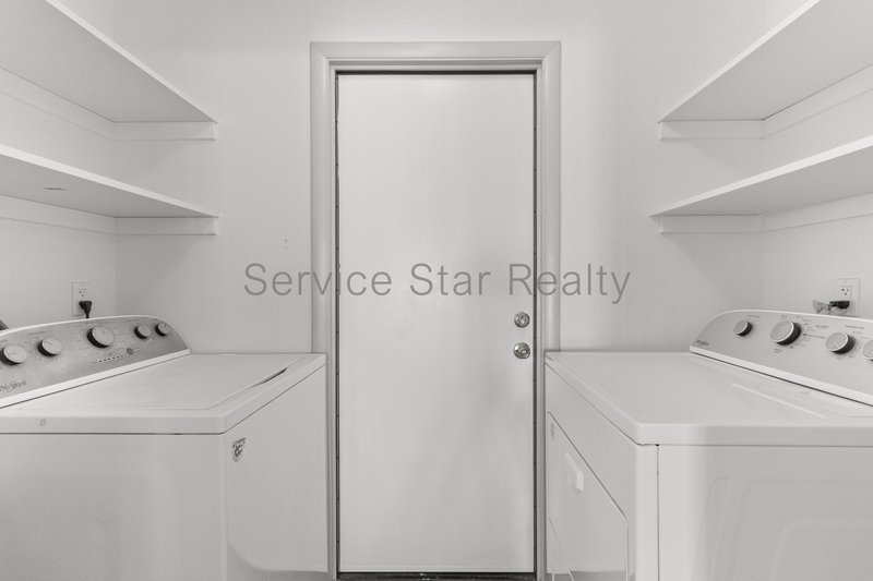 3BR/1.75BA in Scottsdale! property image