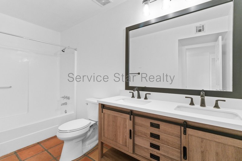 3BR/1.75BA in Scottsdale! property image