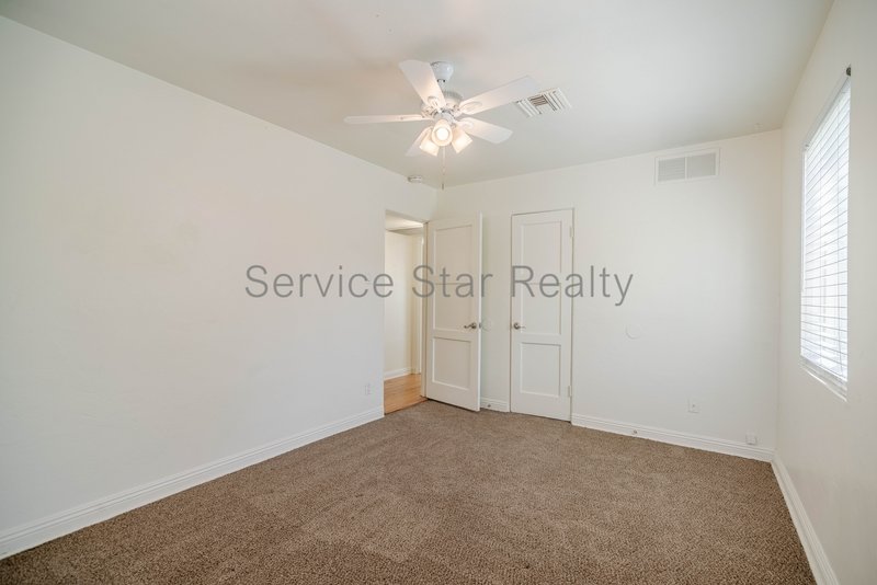 Charming 3bedroom 2 bath home property image