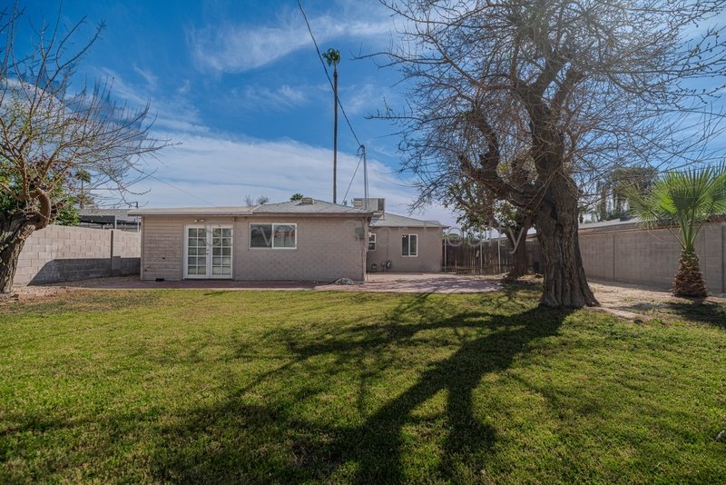 Charming 3bedroom 2 bath home property image