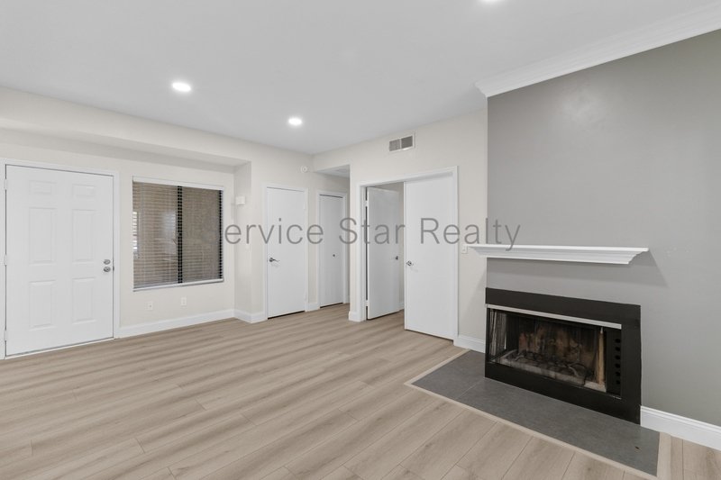 Beautifully Updated 1st floor Condo in Morningside Estates property image