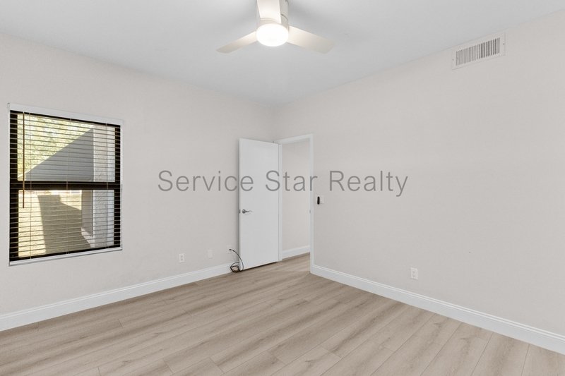 Beautifully Updated 1st floor Condo in Morningside Estates property image