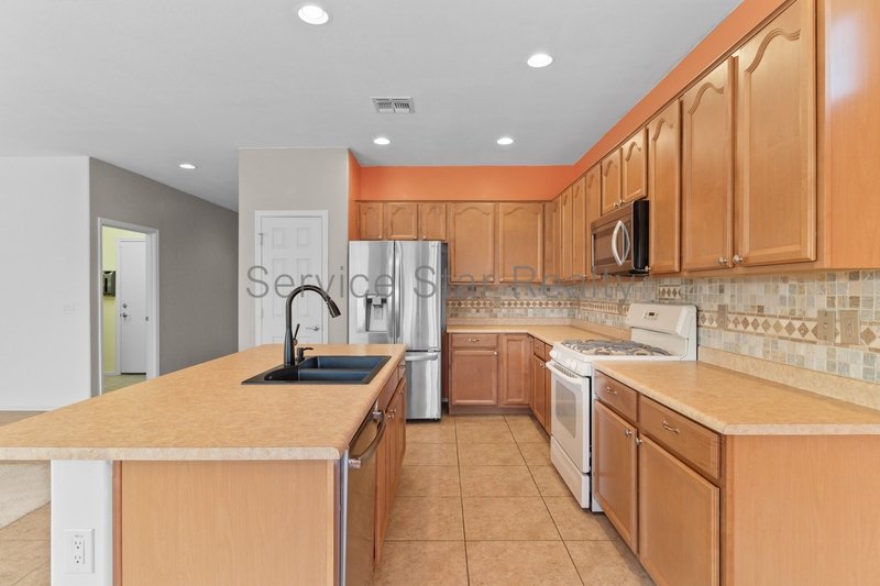 Lovely 2 Bedroom, 2 Bath Home property image