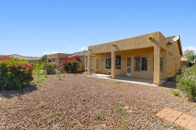 Lovely 2 Bedroom, 2 Bath Home property image