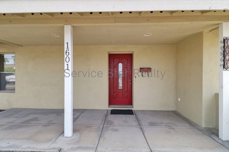3 Bedroom + 2 Bathroom near Downtown Phoenix property image