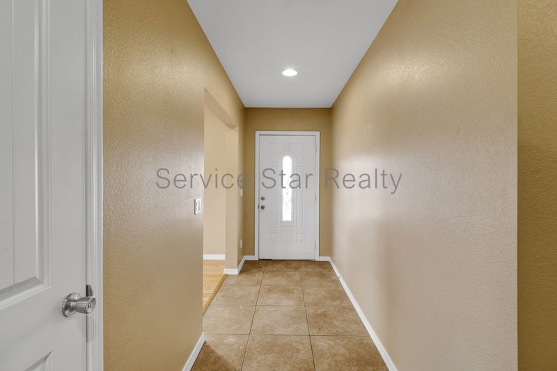 3 Bedroom + 2 Bathroom near Downtown Phoenix property image