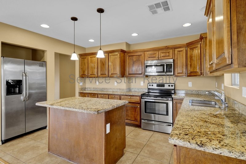 3 Bedroom + 2 Bathroom near Downtown Phoenix property image