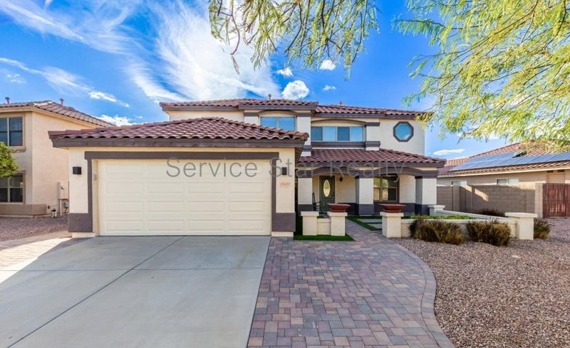Stunning 4 Bedroom / 2.5 Bath Home in North Phoenix!! property image