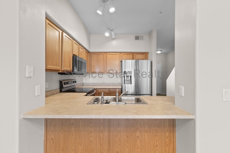 **MOVE IN SPECIAL -- 2 WEEKS FREE RENT!!** property image