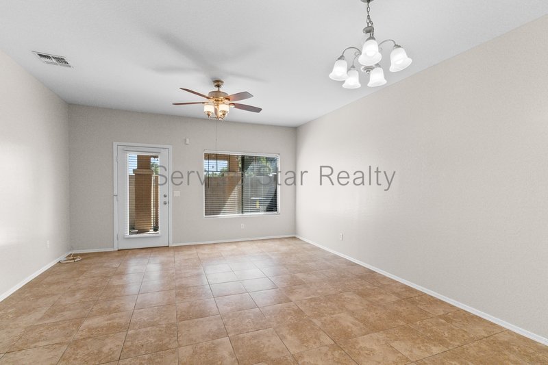 **MOVE IN SPECIAL -- 2 WEEKS FREE RENT!!** property image