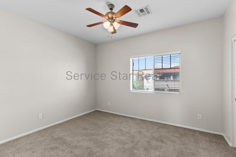 **MOVE IN SPECIAL -- 2 WEEKS FREE RENT!!** property image