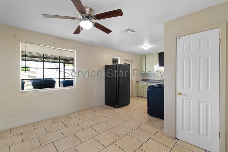 Charming 3 bed 1 bath home coming soon. property image