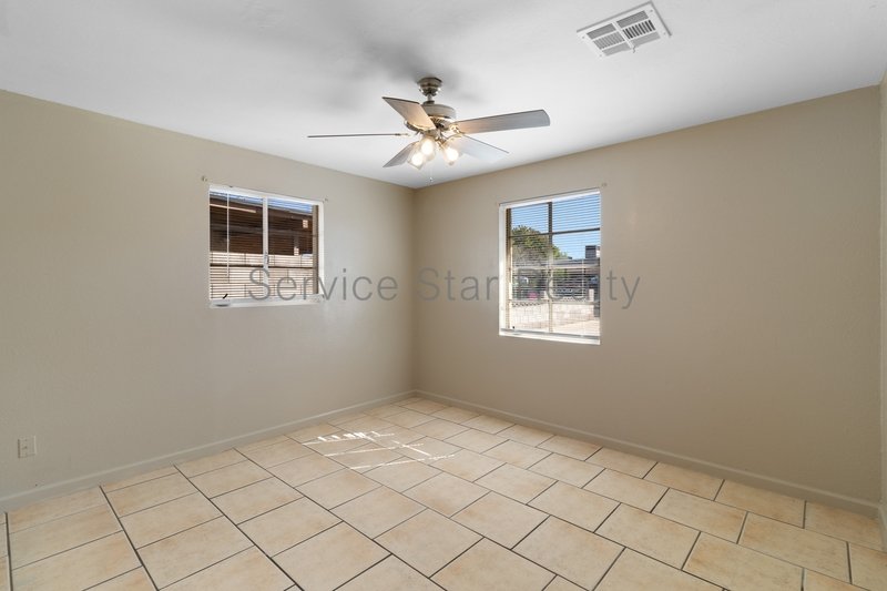 Charming 3 bed 1 bath home coming soon. property image