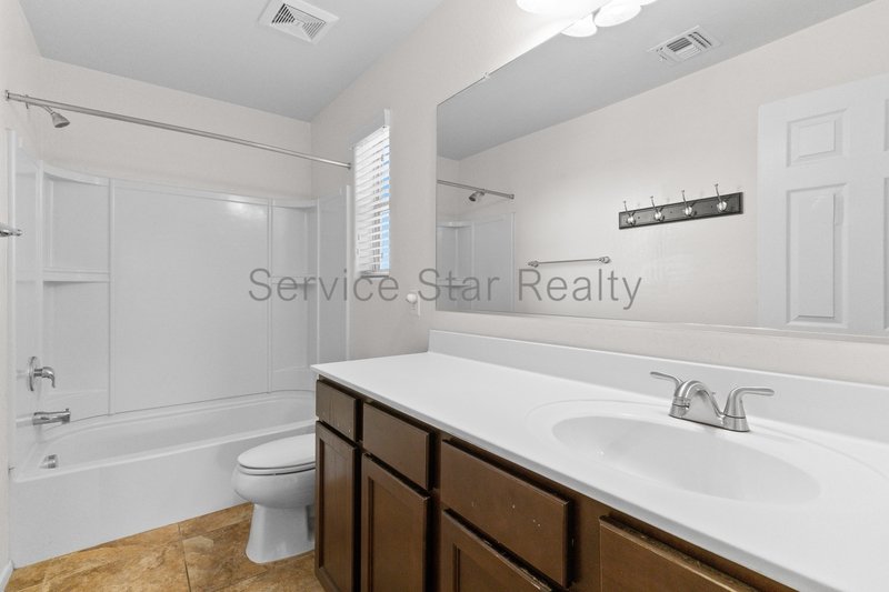 Verrado - 4 Bed/2.5 Bath property image