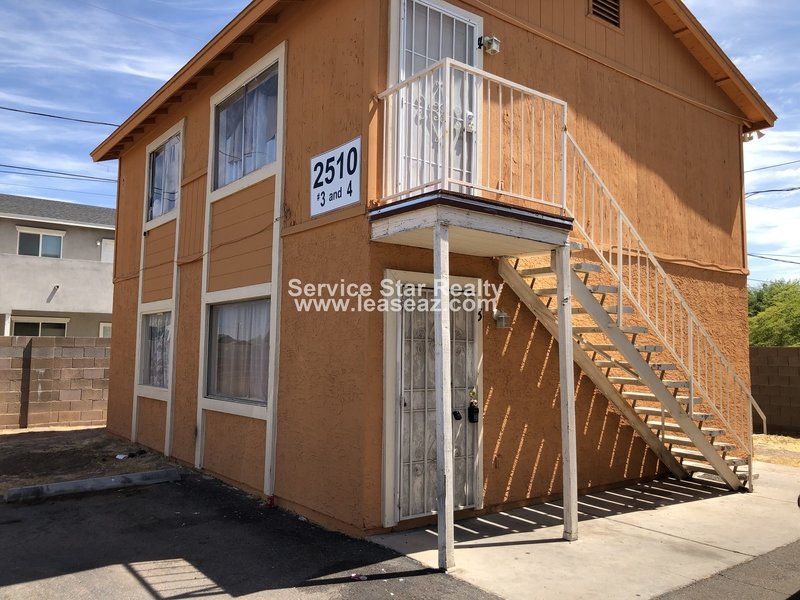First floor Apt in Convenient Baseline Corridor Location property image