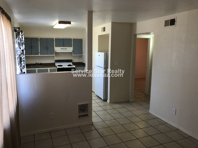 First floor Apt in Convenient Baseline Corridor Location property image