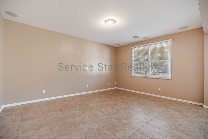 Fantastic 4BR/3BA in Phoenix! property image