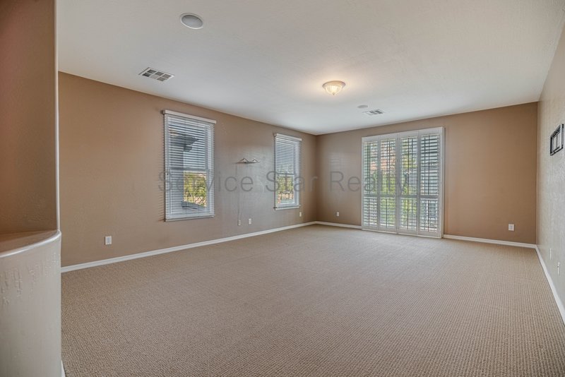 Fantastic 4BR/3BA in Phoenix! property image