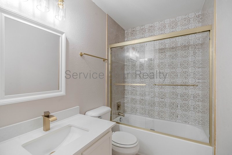 Remodeled 4 bedroom, 2.5 bath in Phoenix!! property image