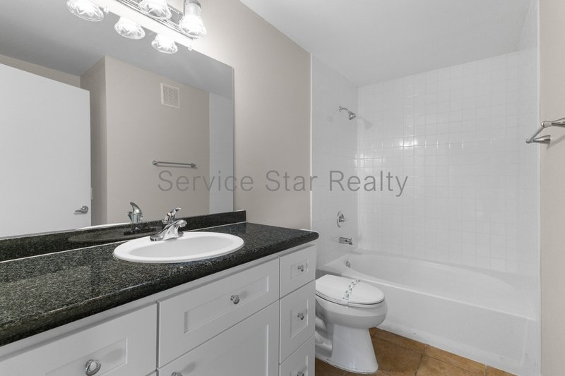 Charming 1 Bed Condo UpTown Phoenix property image