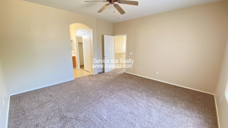 Darling 3bd/2.5ba on Large Cul De Sac Lot property image