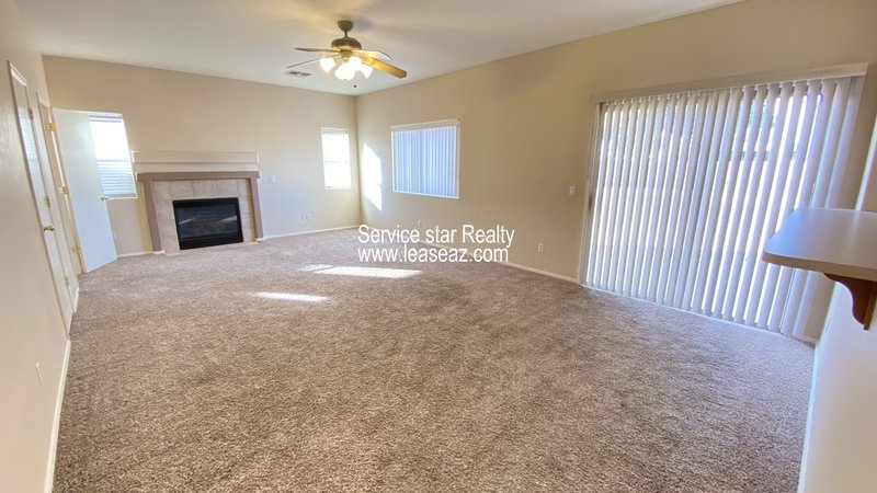 Darling 3bd/2.5ba on Large Cul De Sac Lot property image