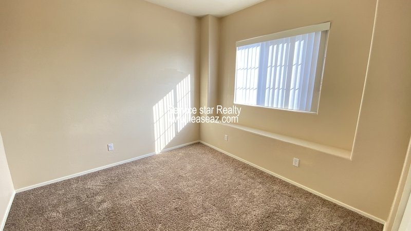 Darling 3bd/2.5ba on Large Cul De Sac Lot property image