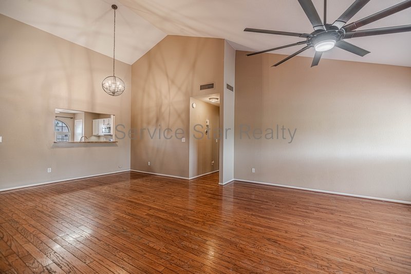 7730 W Shaw Butte Dr property image