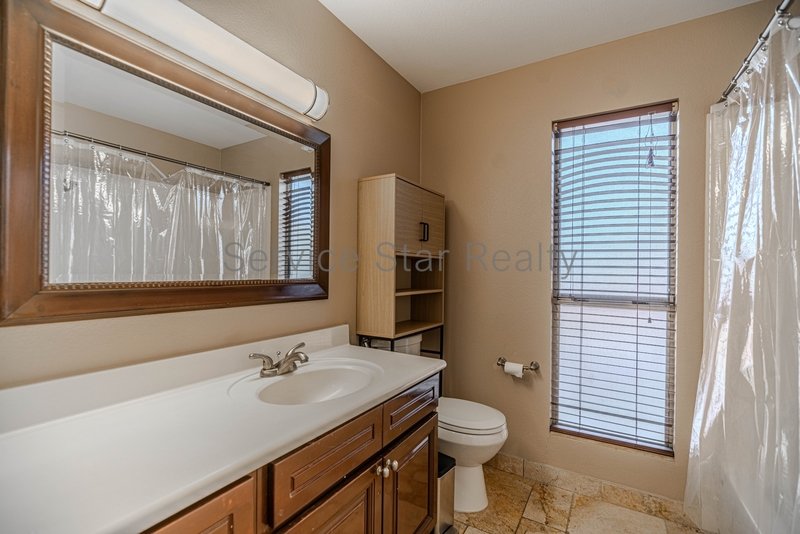 7730 W Shaw Butte Dr property image